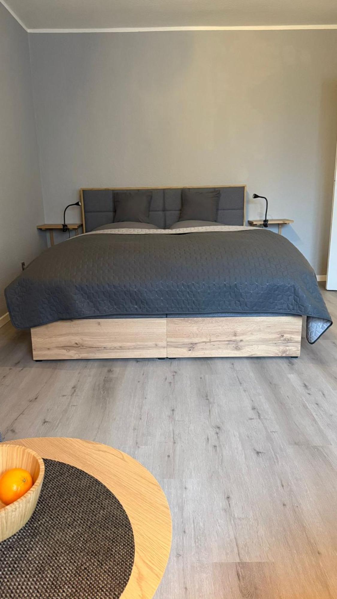 Schoenes Appartement Am Stadtpark Бохум Екстериор снимка