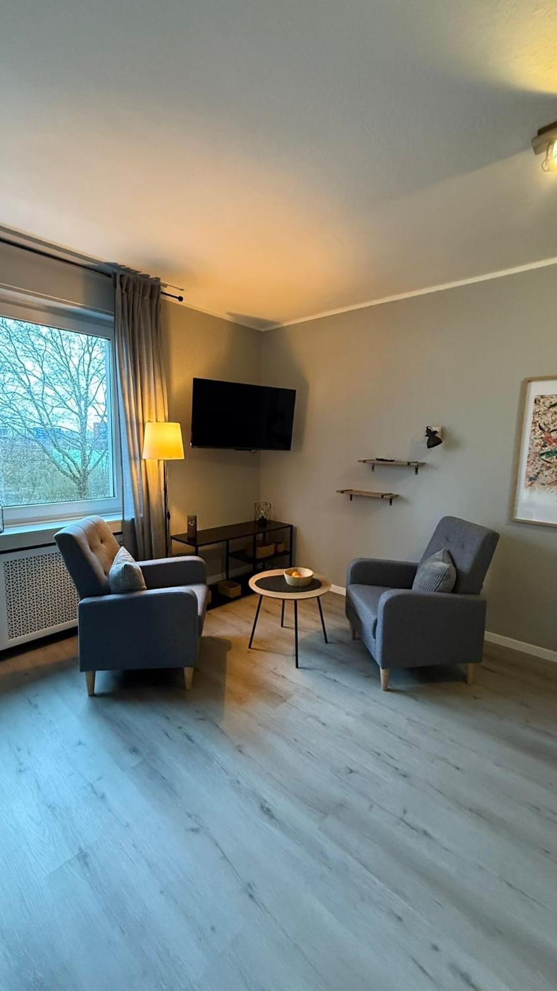 Schoenes Appartement Am Stadtpark Бохум Екстериор снимка